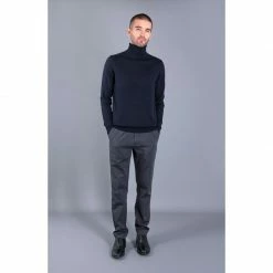 Hot Sale π Mens Extra Fine Merino Wool Roll Neck Weston Jumper - Navy By Paul James Knitwear 𧨠8 Hot Sale π Mens Extra Fine Merino Wool Roll Neck Weston Jumper - Navy By Paul James Knitwear 𧨠-us-Paul James Knitwear Sales 2022 gmfxk0yxrtlvjaiow1k4