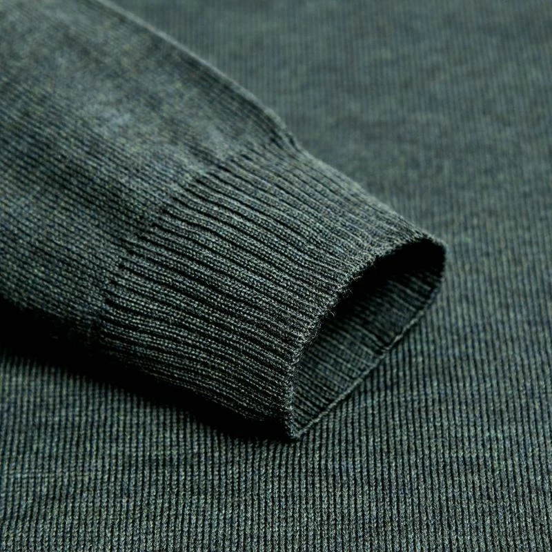 Deals π Mens Extra Fine Merino Wool Crew Neck Callington Jumper - Green By Paul James Knitwear π₯ 5 Deals π Mens Extra Fine Merino Wool Crew Neck Callington Jumper - Green By Paul James Knitwear π₯ - Image 3